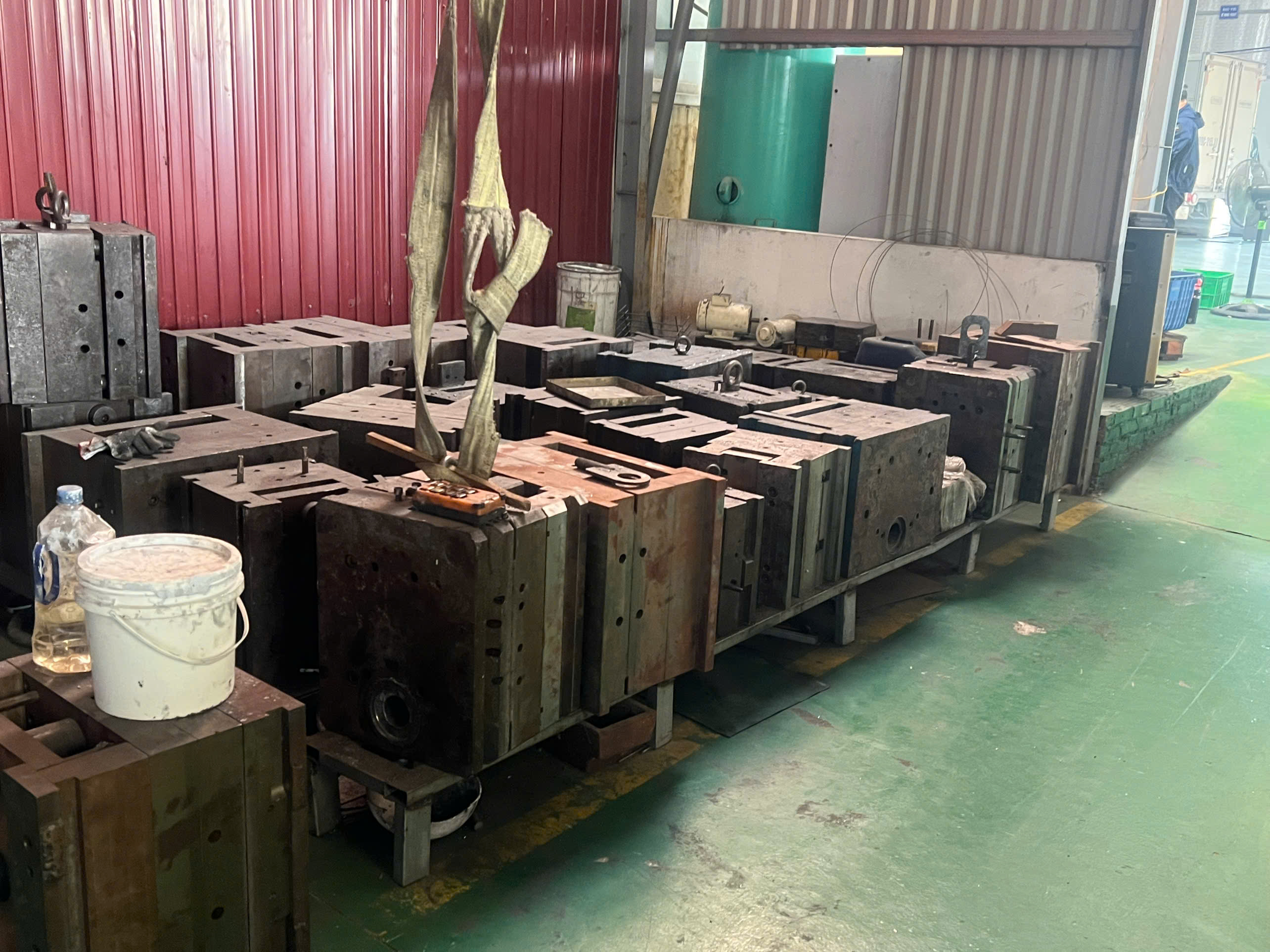 Molding Area.jpg